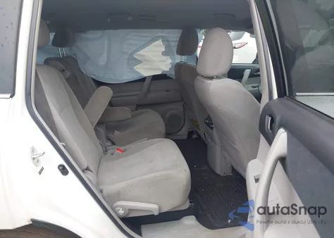 2012 Toyota Highlander Base V6 из США, поврежденный, VIN 5TDZK3EHXCS083195